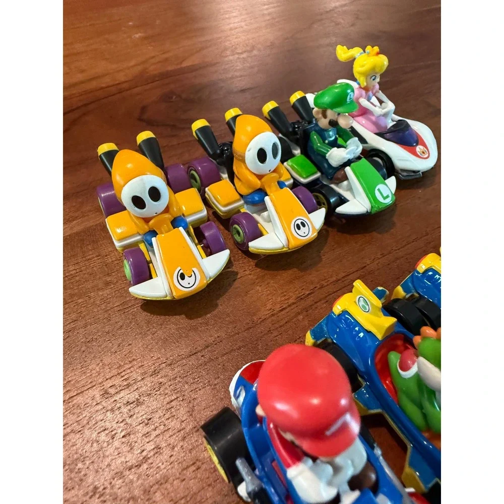Hot Wheels Mario Kart Lot 6 Mario Luigi Peach Yoshi Shy Guy Toad Diecast Car